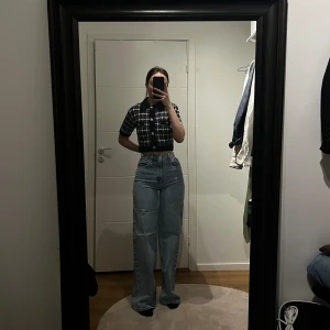 Never Denim Jeans - Sjukt snygga och sköna jeans från Never denim.