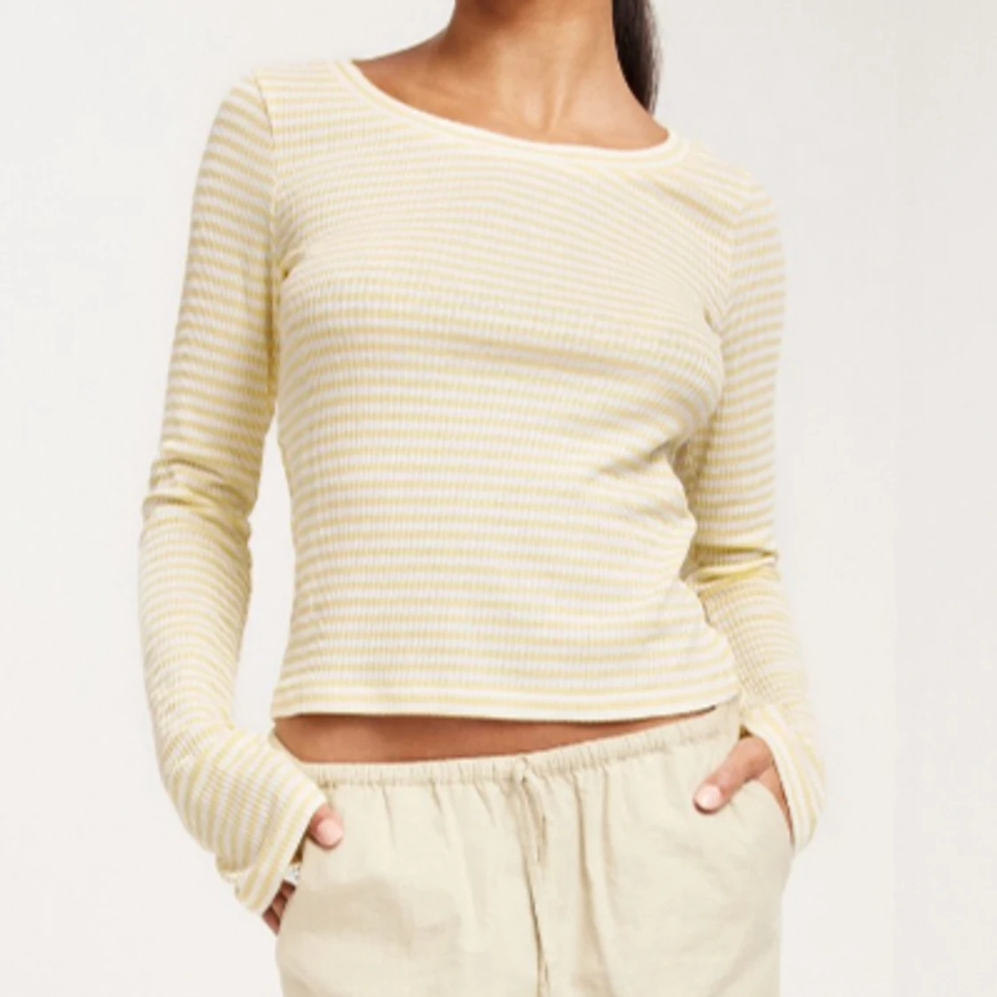 Randig långärmad topp