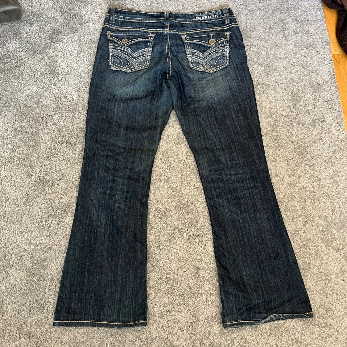 Snygga bootcut jeans - 91