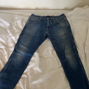 Replay Jeans - Nästan helt nya i skick! Storlek: 32/32