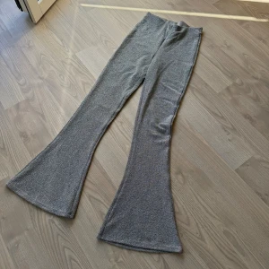 Glitter byxor - Använda en gång. Storlek 36 från HM. 