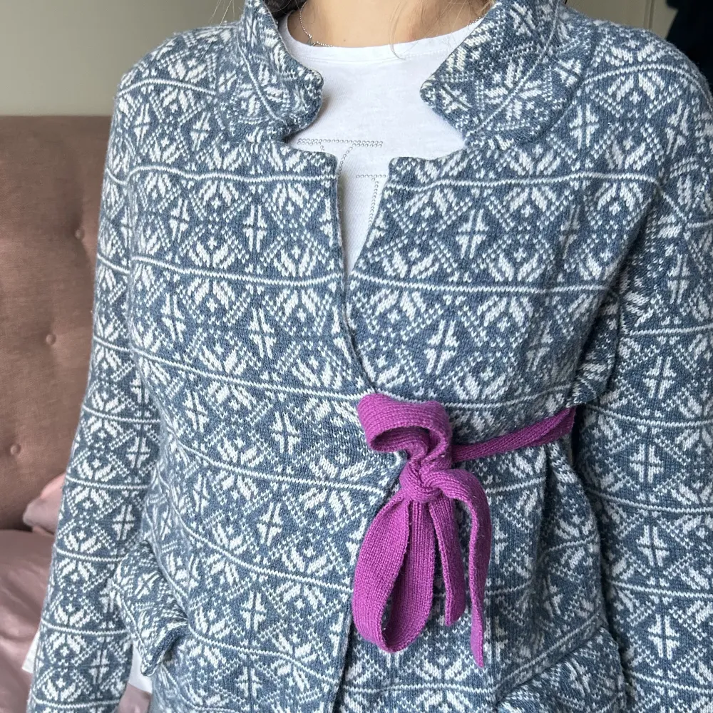 Mysig Odd molly cardigan. Neuletakit & Villapaidat.