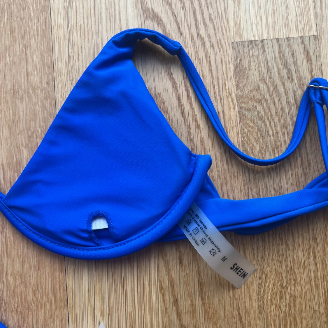 Bikini med bygel - 91