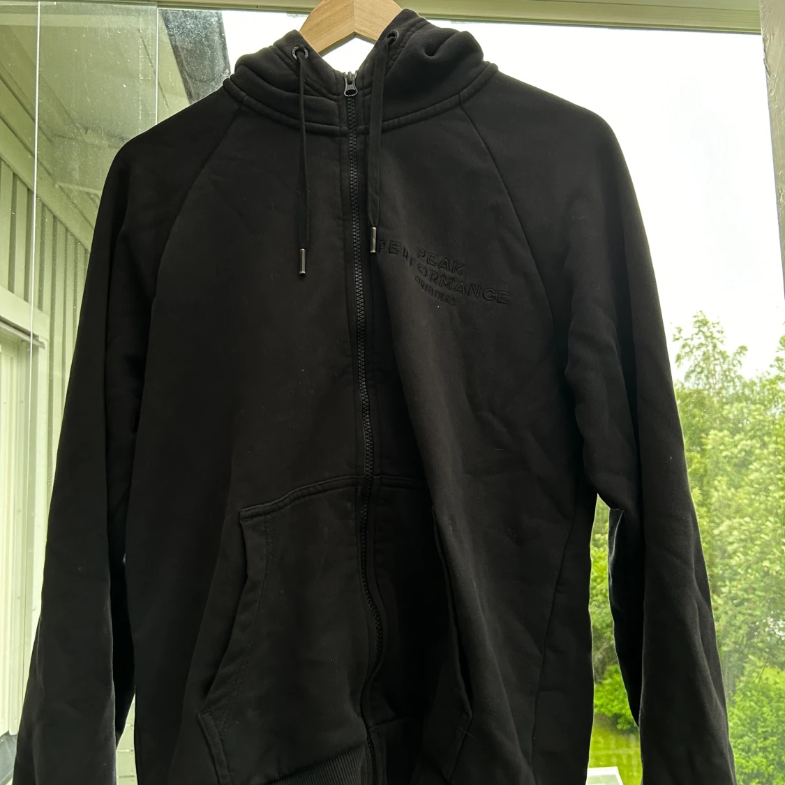 Peak performance hoodie