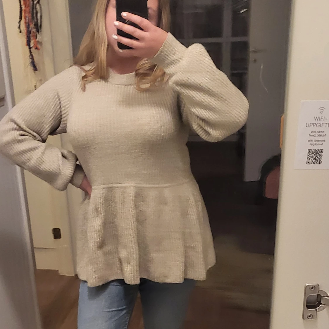 Söt volangtjocktröja - 91