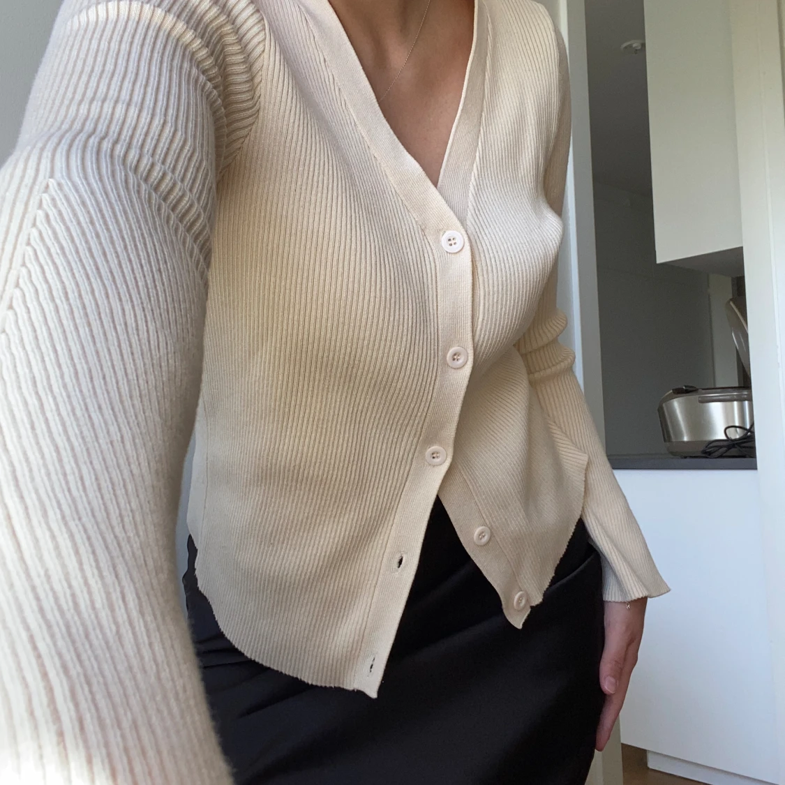 Beige långärmad kofta  - 90