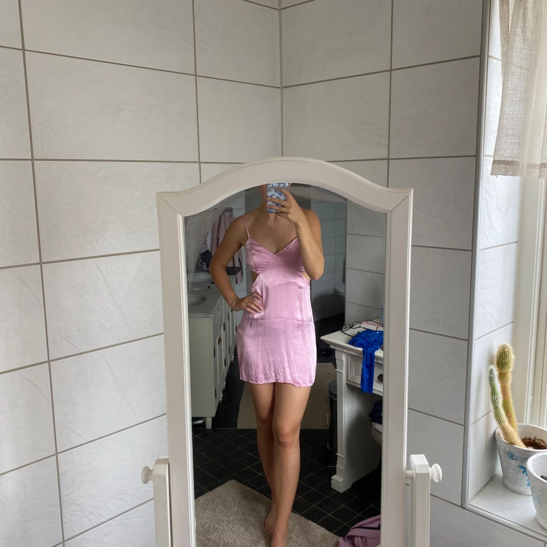 En festlig rosa klänning  - 90