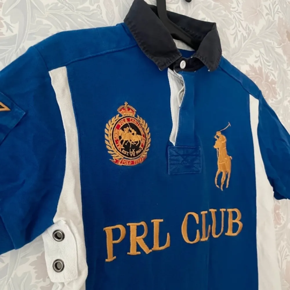 Ralph Lauren PRL CLUB Polo Small  Pit to Pit - 48cm  Length - 71cm. T-shirts.