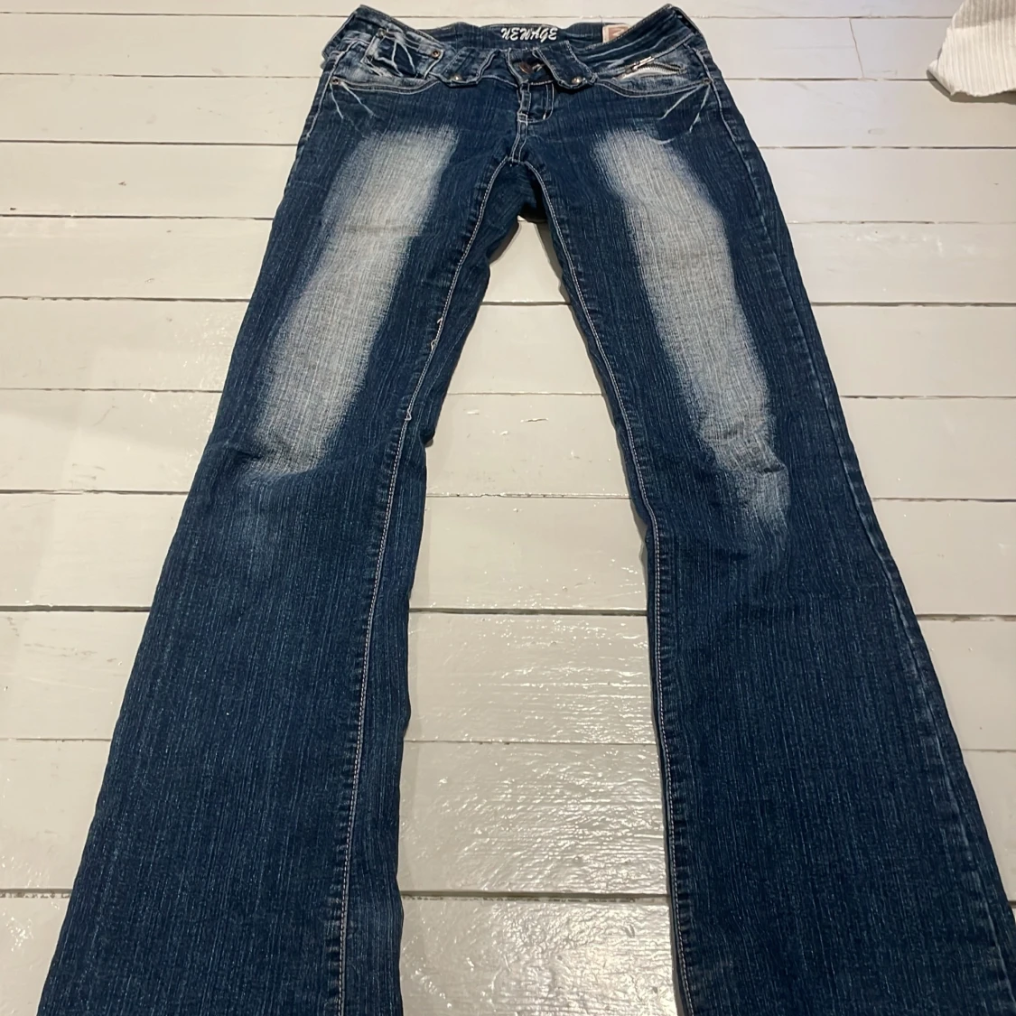 utsvänga jeans  - 91