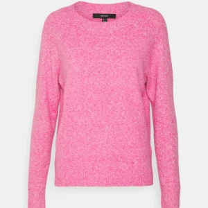 Stickad tröja VeroModa - Säljer min rosa stickade tröja från veroModa då den inte kommer till användning. Nypris 299kr.