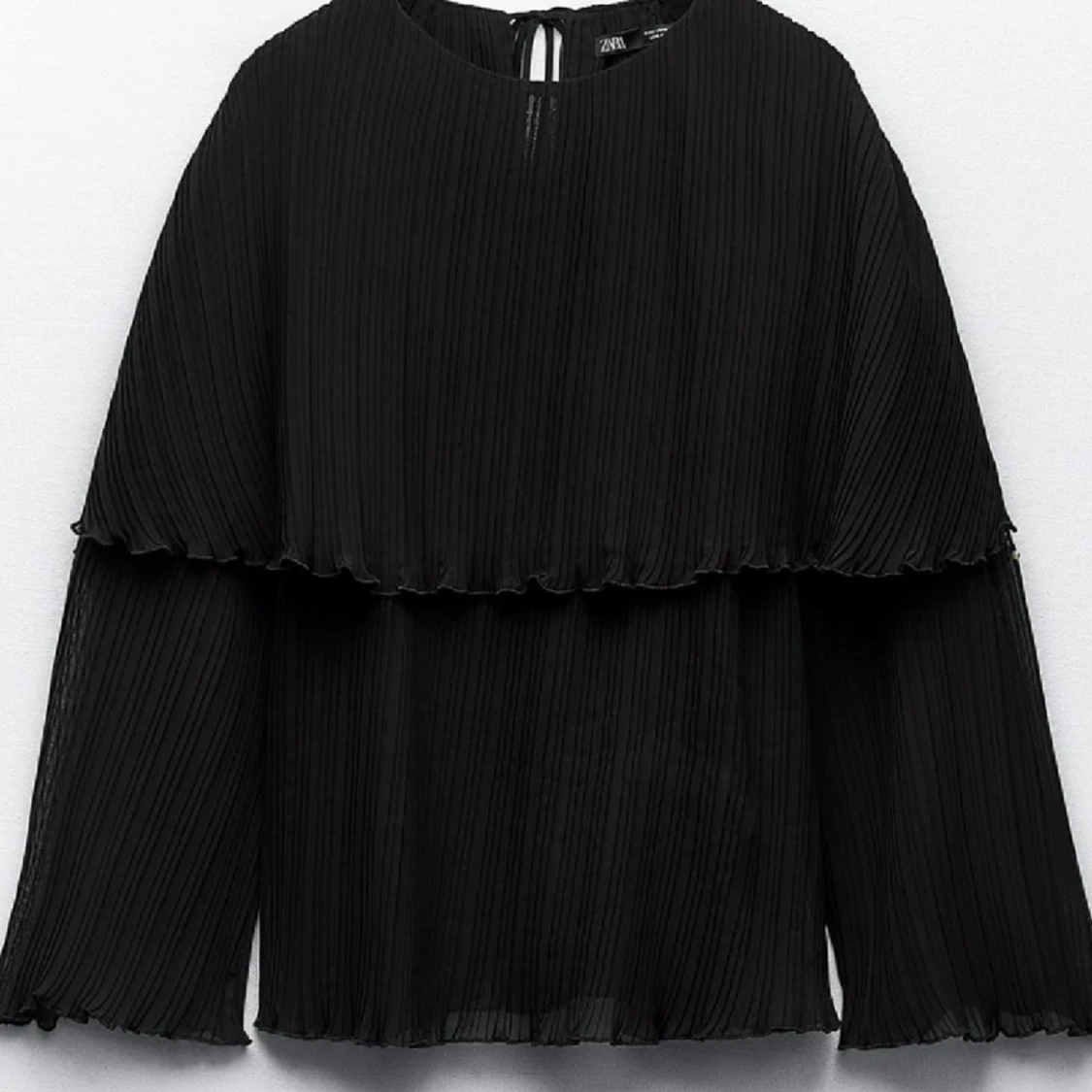 Svart blus från zara - 90