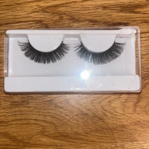 fransar - helt oanvända fransar!