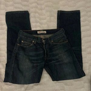 Lågmidjade Levis jeans  - Lågmidjade Levis jeans