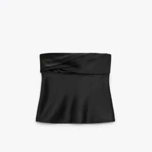 Zara festtopp  - jättefin svart satin topp, köpt här på plick, är som ny, kommer inte till användning 