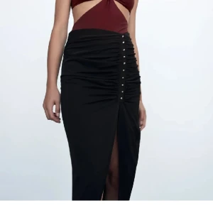 zara kjol - helt ny med prislappen kvar, nypris, 399kr 