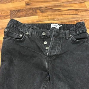 Jeans Icon  - Lager 157 svarta jeans Icon 