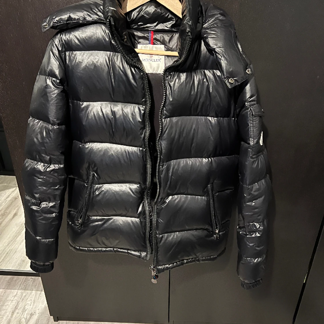 Moncler maya size 2  (S/M)