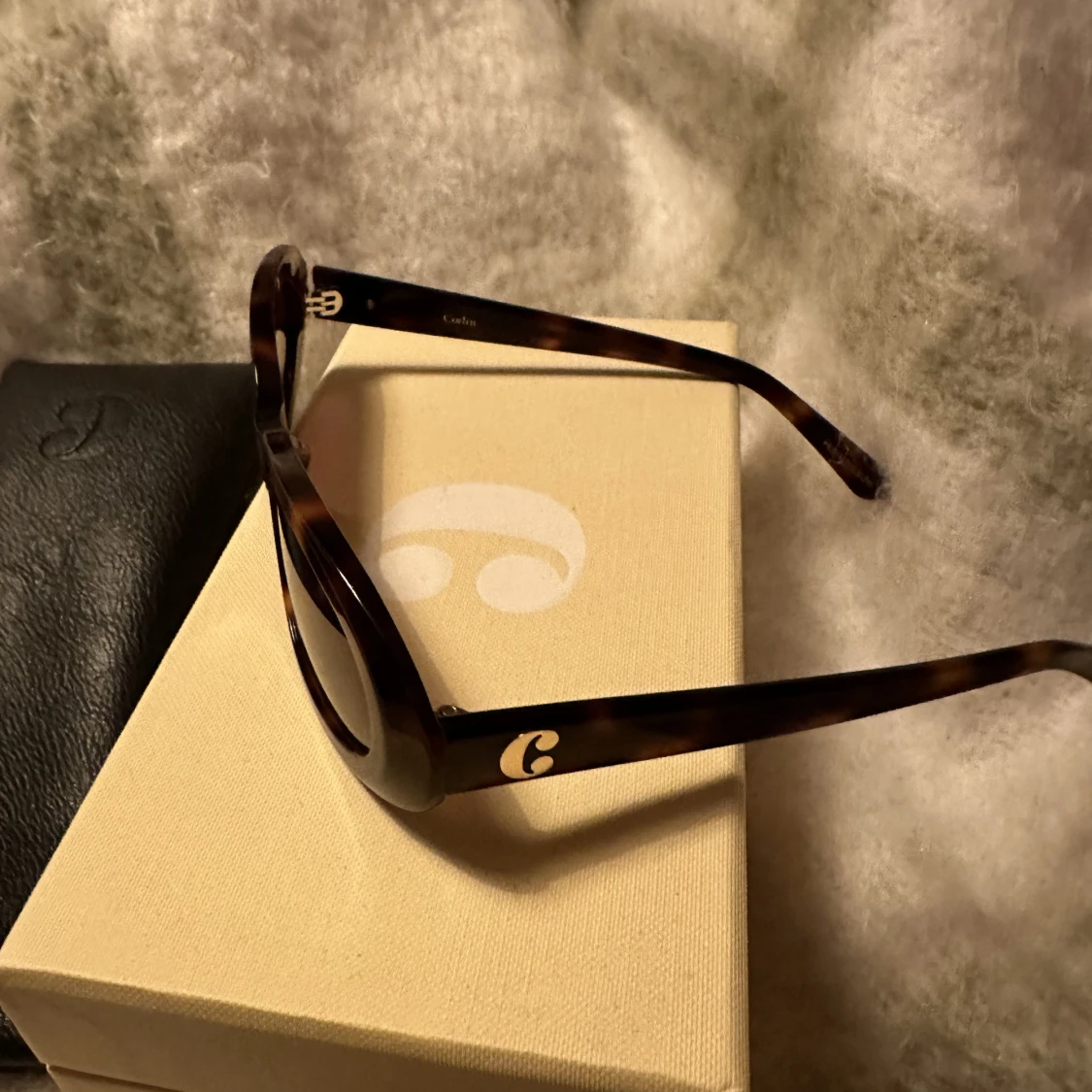 Corlin Eyewear  - 90