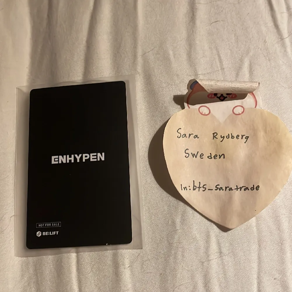 WTS ✅ Har: Sunoo B:DO weverse pob Vill ha: 300kr Beskrivning Är officiell och har lite repor Jag kan skicka bild om det önskas. . Muu.