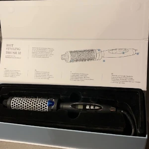 Cera värmeborste  - Säljer min värmeborste som jag fick i julklapp på grund av att jag har en liknande