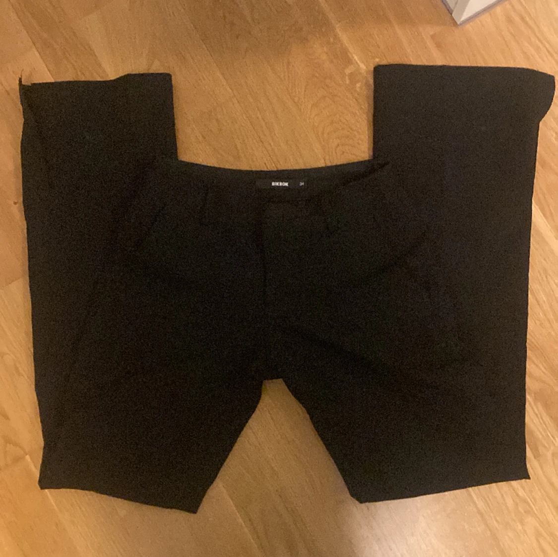 Lågmidjade kostymbyxor  - 90