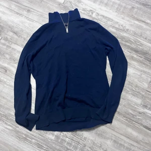 Jack and jhones half zip - En riktigt schysst half zip som är inprisip ny för bra pris