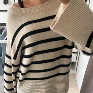 Stickad tröja - Superfin stickad tröja 🩷🩷