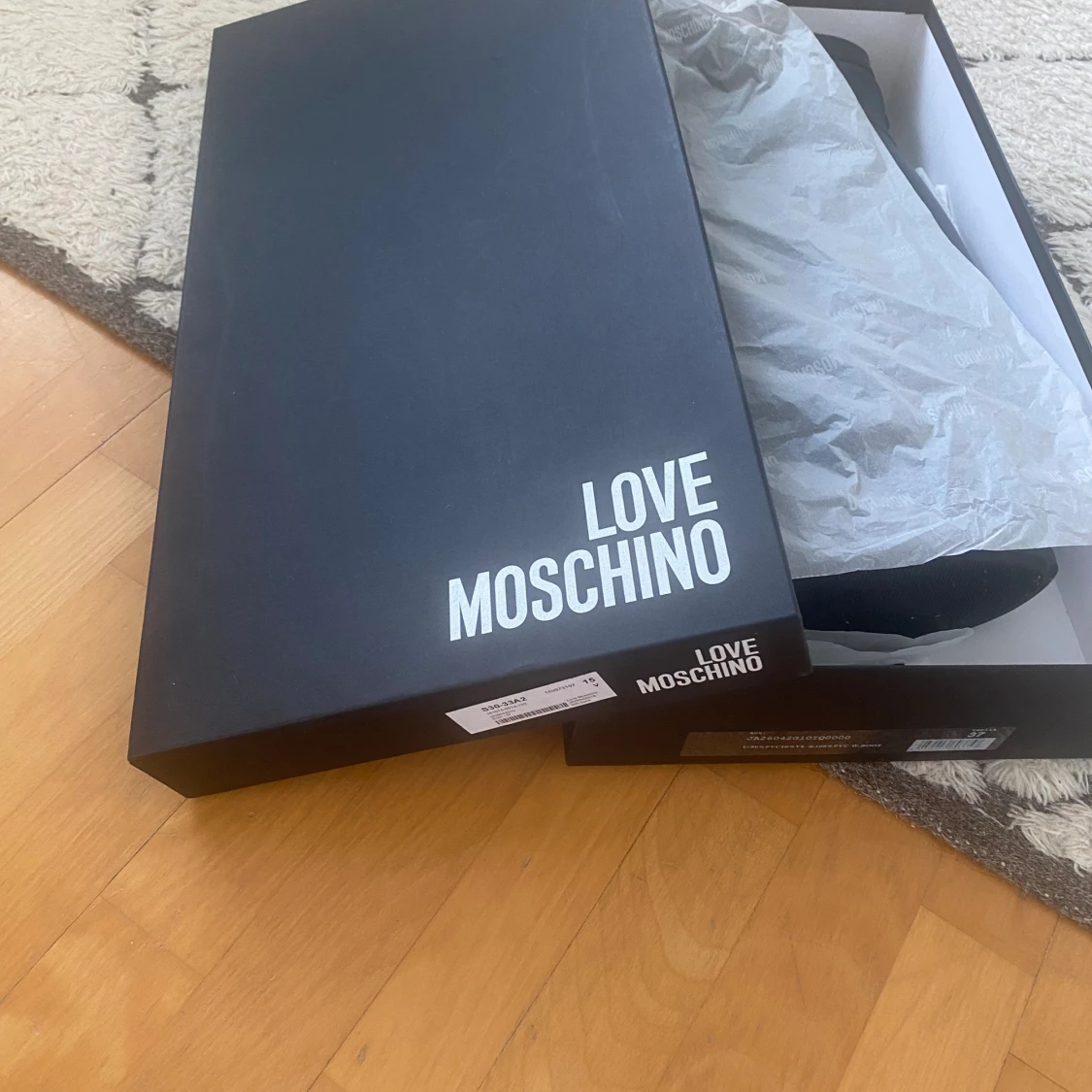 LOVE MOSCHINO regnstövlar, strl 37 (små i strl, 36) - 91