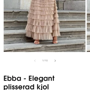 Vacker kjol  - Helt ny, oanvänd! Köpt på Larsson Malmö Nypris 439:- 