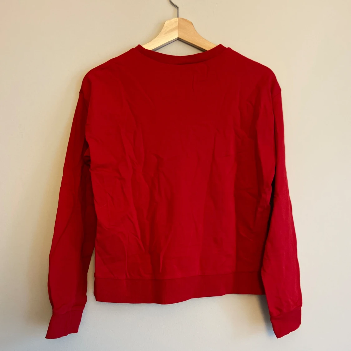 Röd sweatshirt  - 90