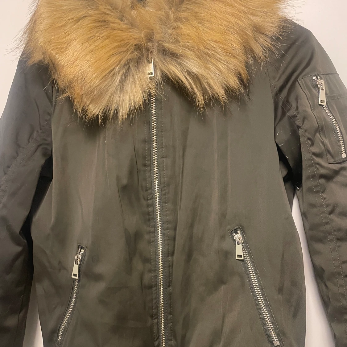 Bomber jacket med päls