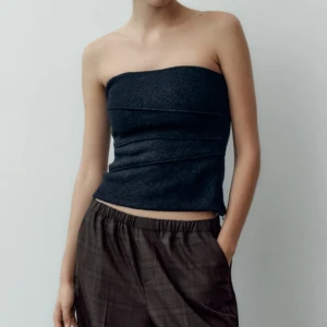 Tubtopp från Zara  - Ny med prislapp kvar! 💘