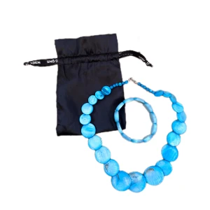 Halsband & armband set  - Supersnygga och mycket bra skick