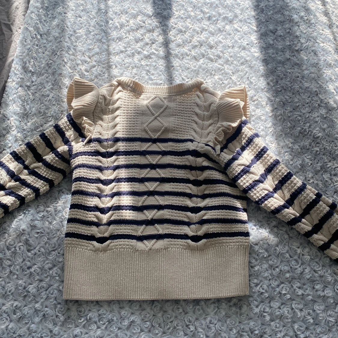 Stickad tröja - 90