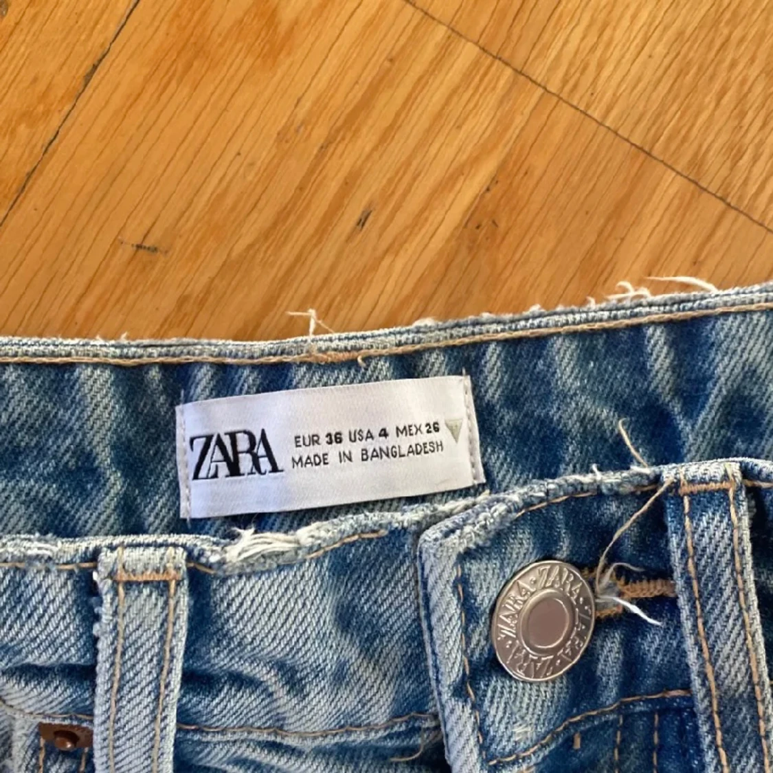 Zara jeansshorts  - 91