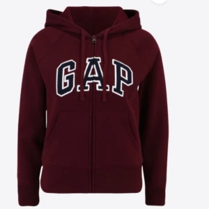 Gap zip up  - En nice zip up hoodie✨⭐️inga defekter, ser helt ny ut och är i bra kvalitet. Skriv vid frågor! (Original pris 600kr)