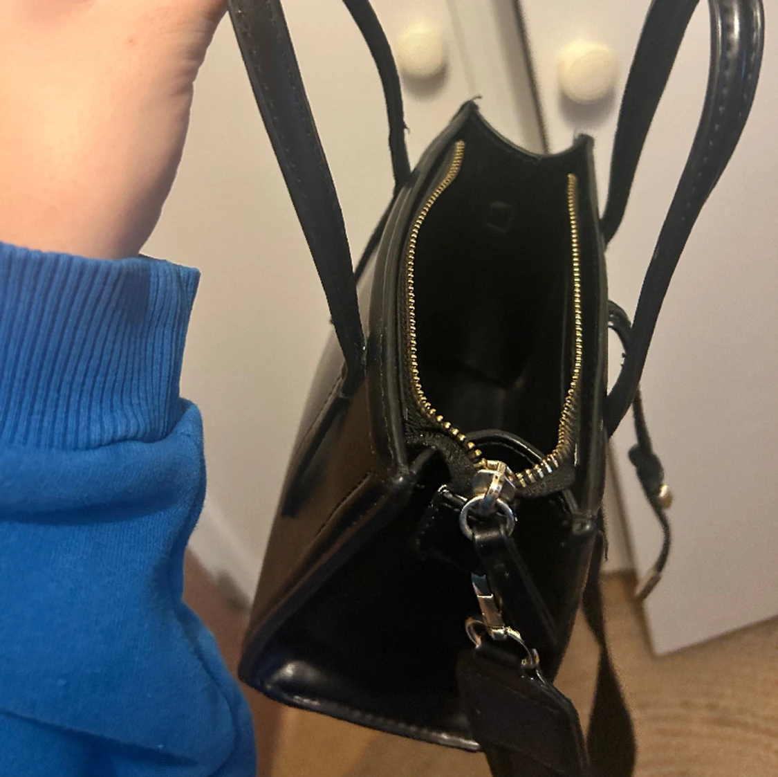 Zara väska  - 91
