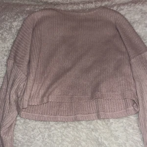 Rosa tröja  - En mysig varm magtröja💗💗💗💗