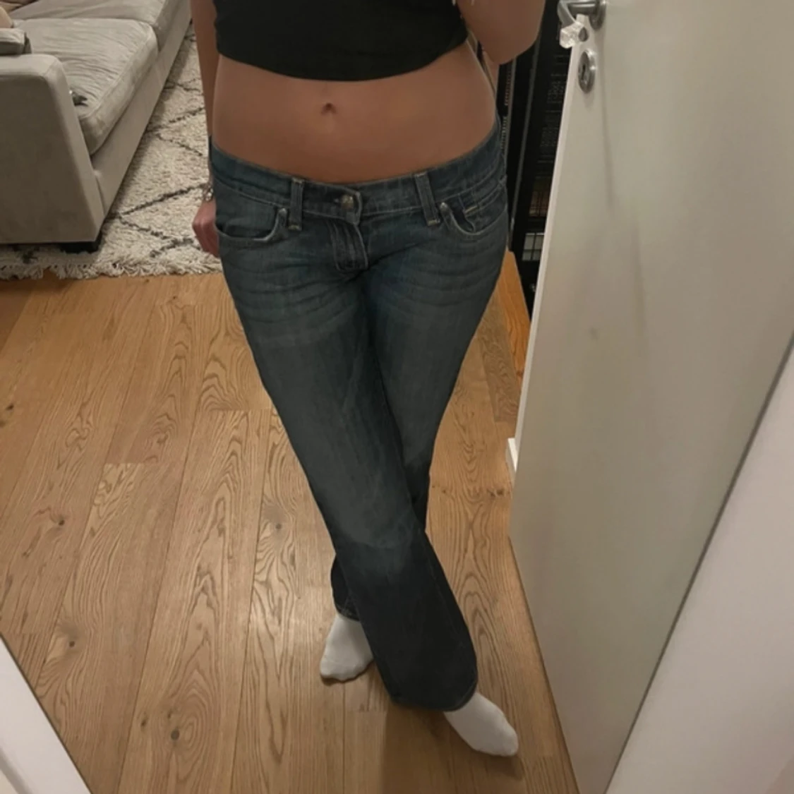 Snygga lågmidjade jeans💫 - 90