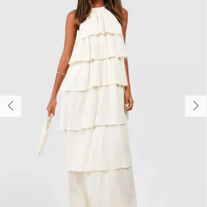 Långklänning - Så fin långklänning, aldrig använd med lappar kvar💞