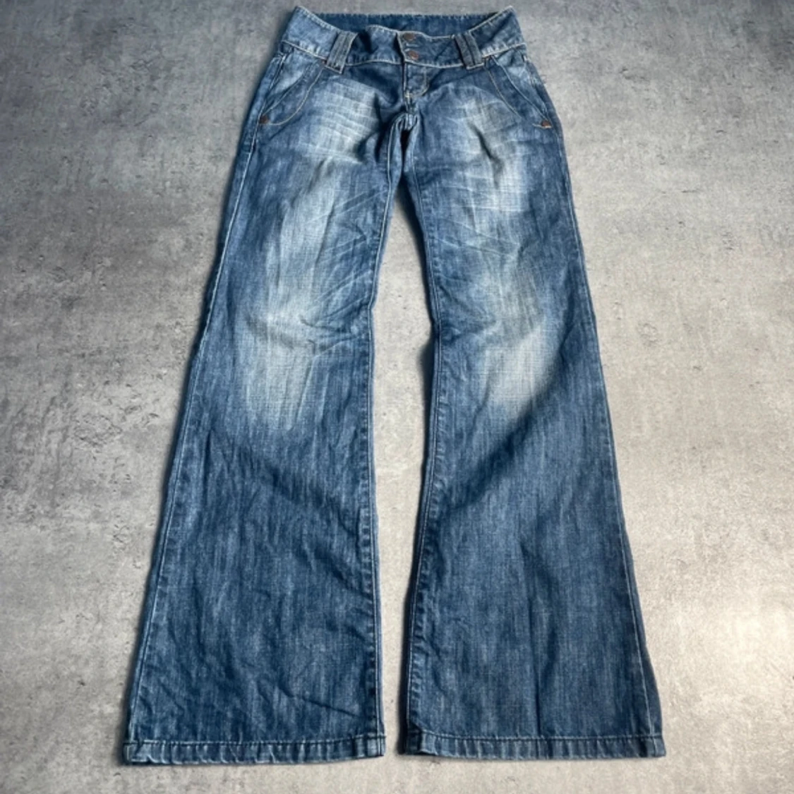 Lågmidjade jeans