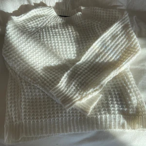 Vit stickad tröja från lager 157 - Supersöt vit stickad tröja från lager 157💕strl S