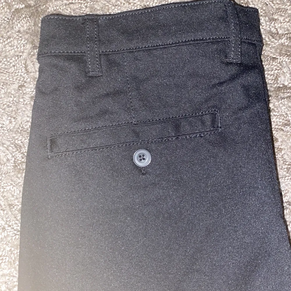Bra material nästan aldrig använt, true to size . Shorts.