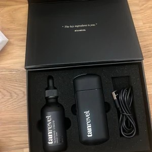 Tan revel - Helt ny, aldrig använt. säljer för att jag fick tan revel PRO i födelsedagspresent. 