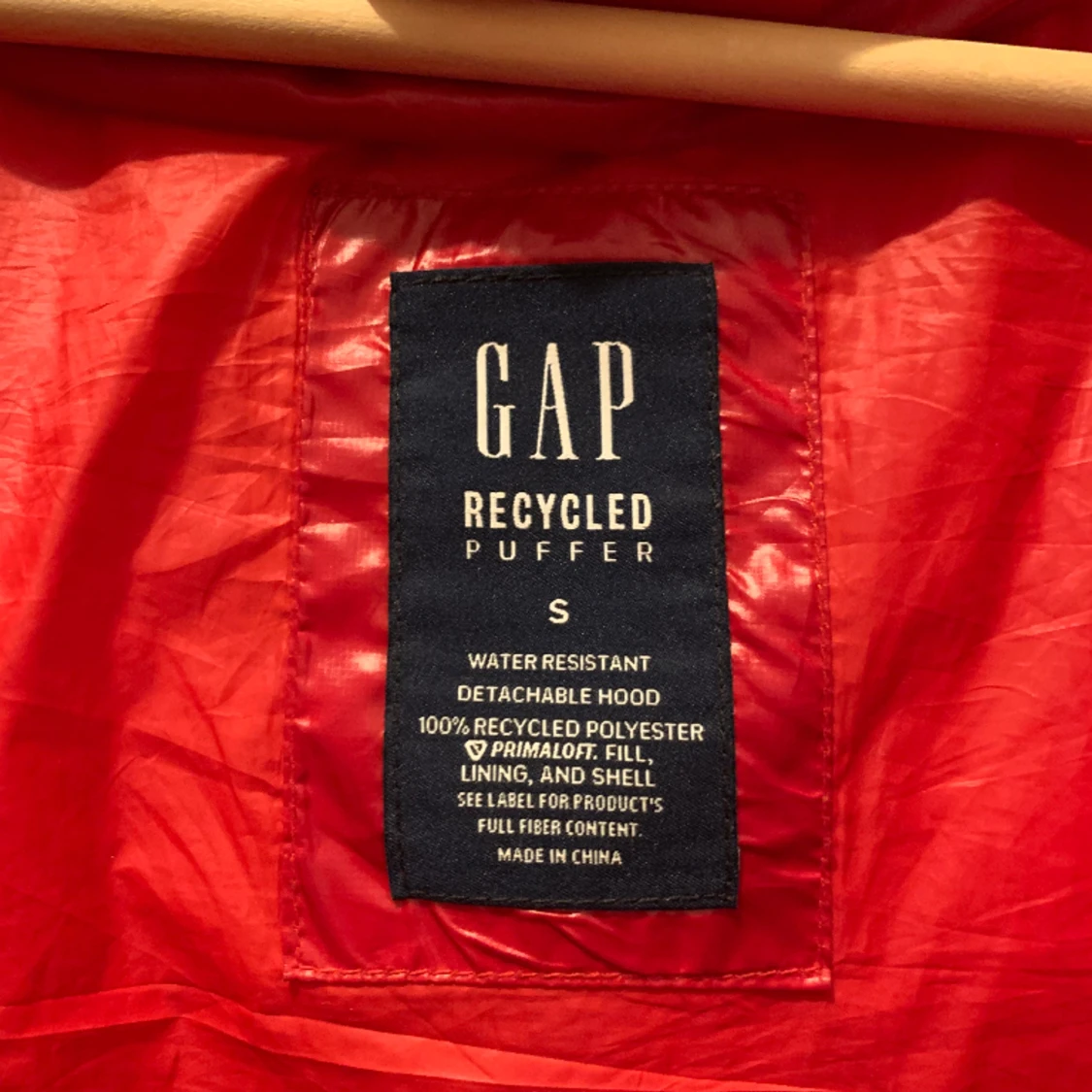Väldigt snygg röd jacka från GAP! - 90