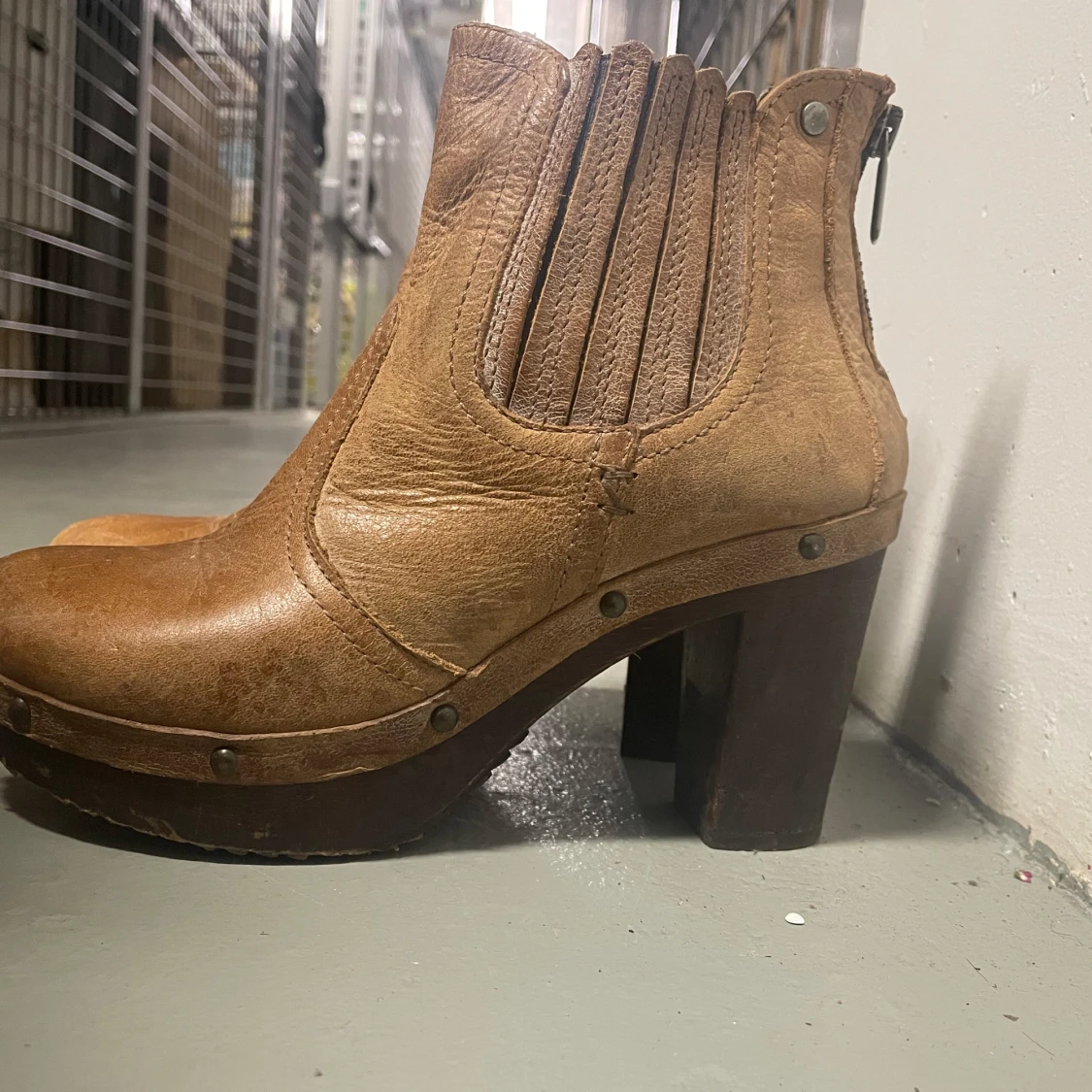 Skor storlek 38/39 - 90