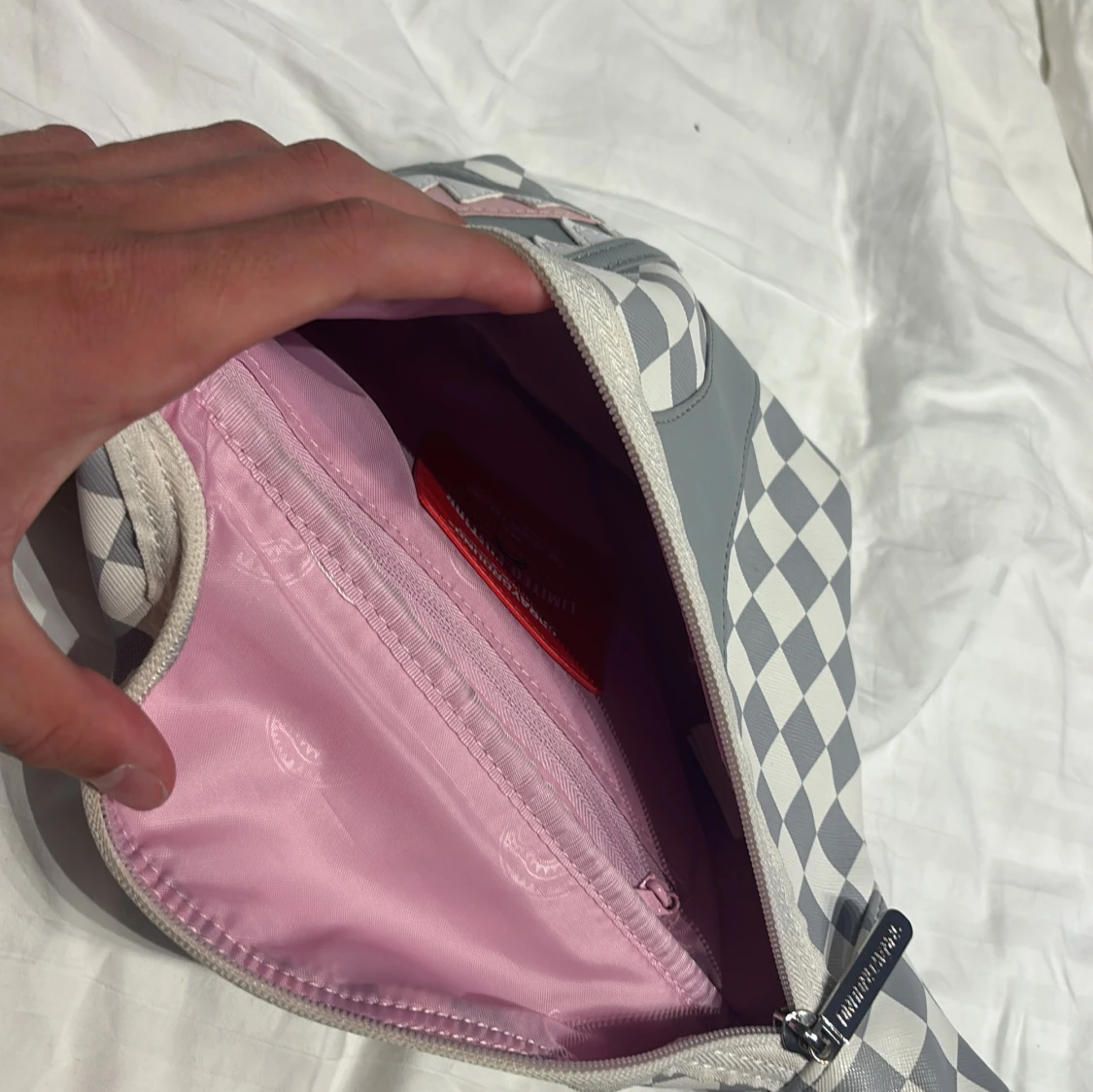 Sprayground väska, köpt i marbella, använd mindre än 5 ggr - 90