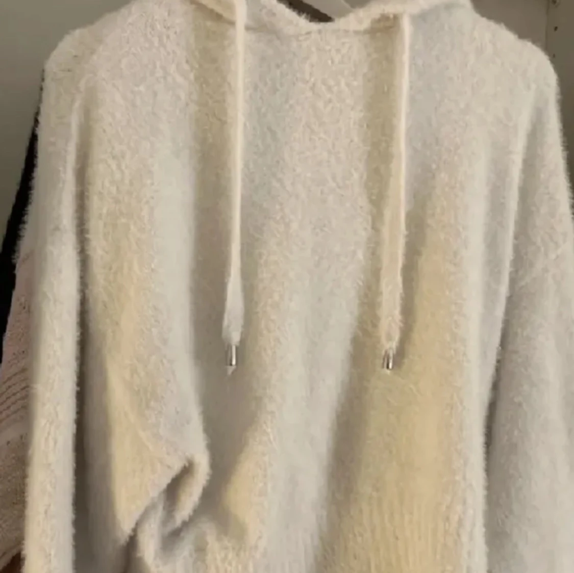 Fluffig tröja  - 90