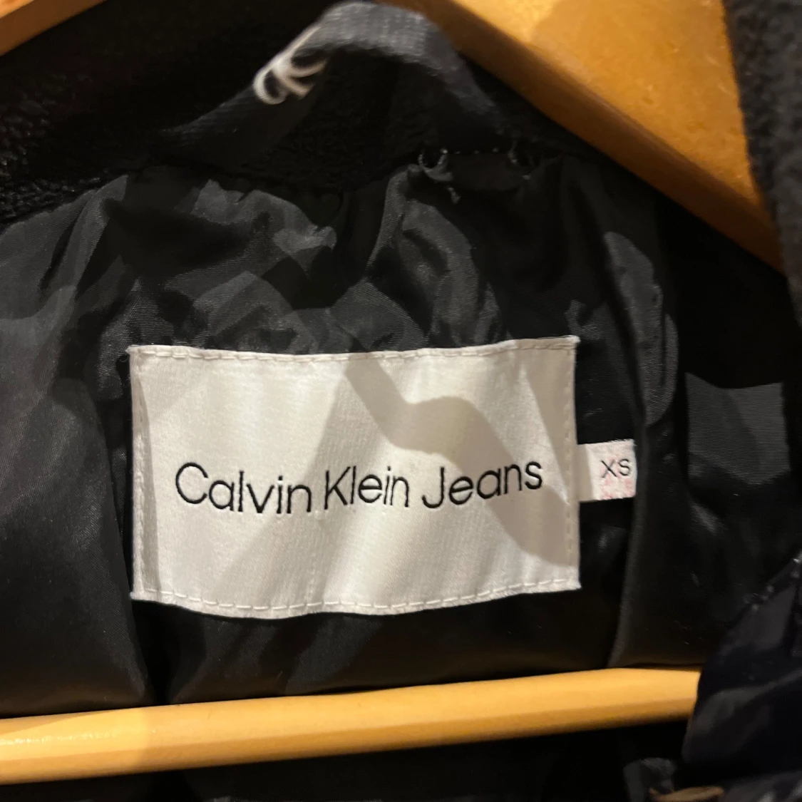 Calvin Klein jacka  - 91