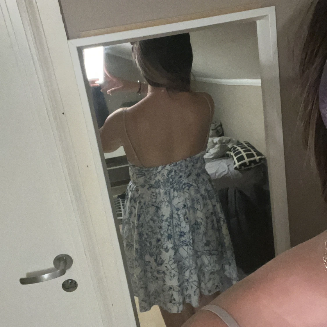 Jätte fin sommarklänning  - 90